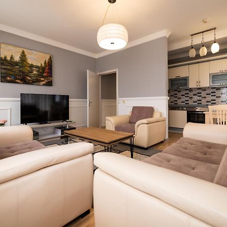 Cedartree Prishtina Apartment Prishtine Bagian luar foto