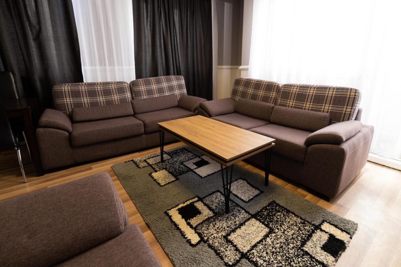 Cedartree Prishtina Apartment Prishtine Bagian luar foto