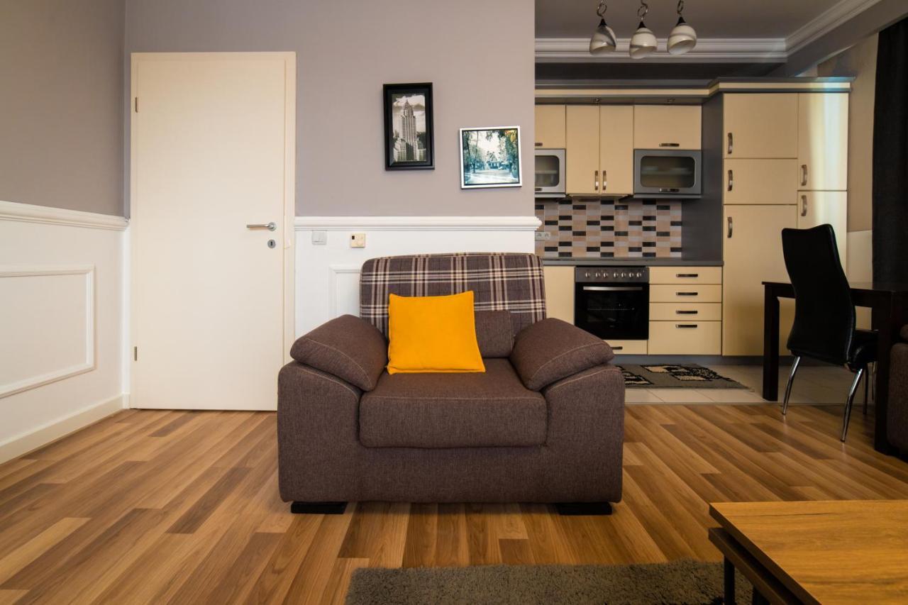Cedartree Prishtina Apartment Prishtine Bagian luar foto