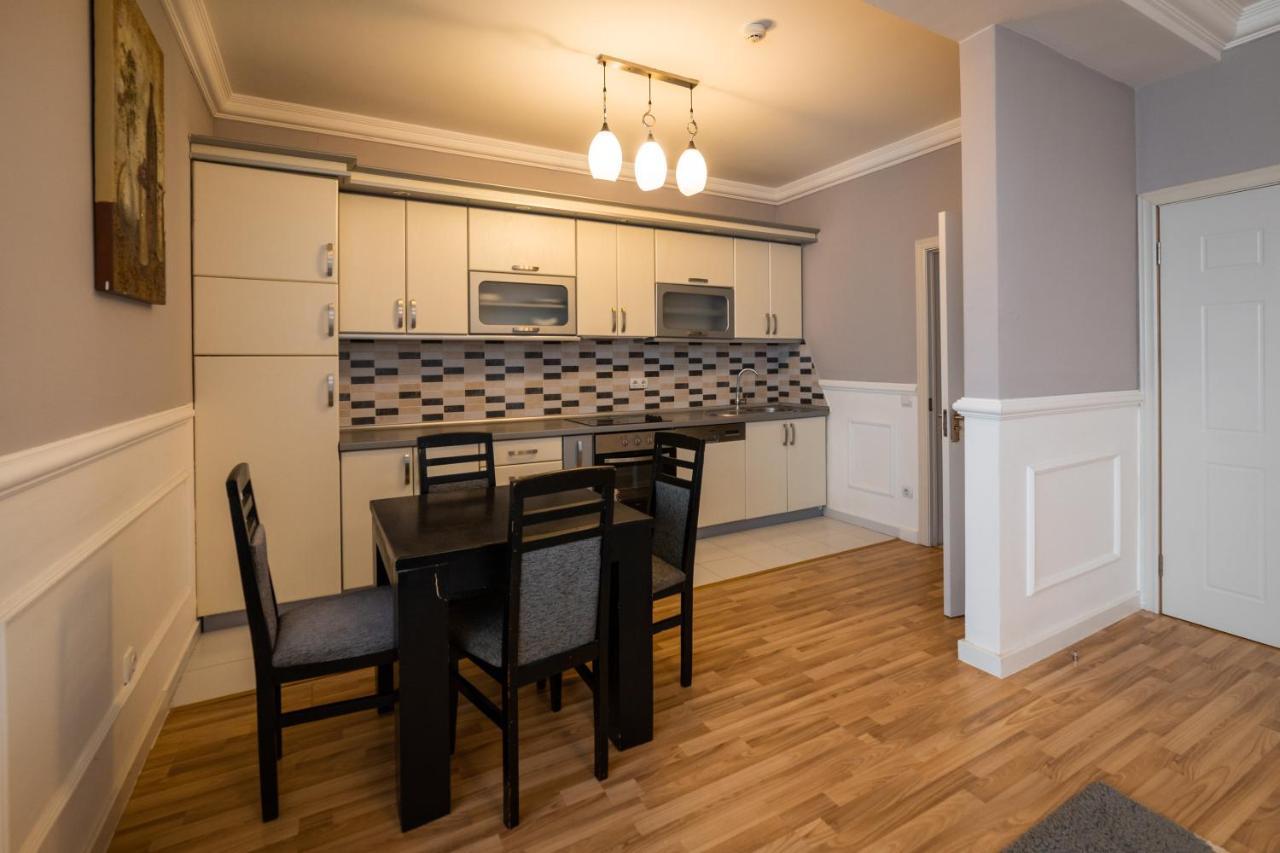 Cedartree Prishtina Apartment Prishtine Bagian luar foto