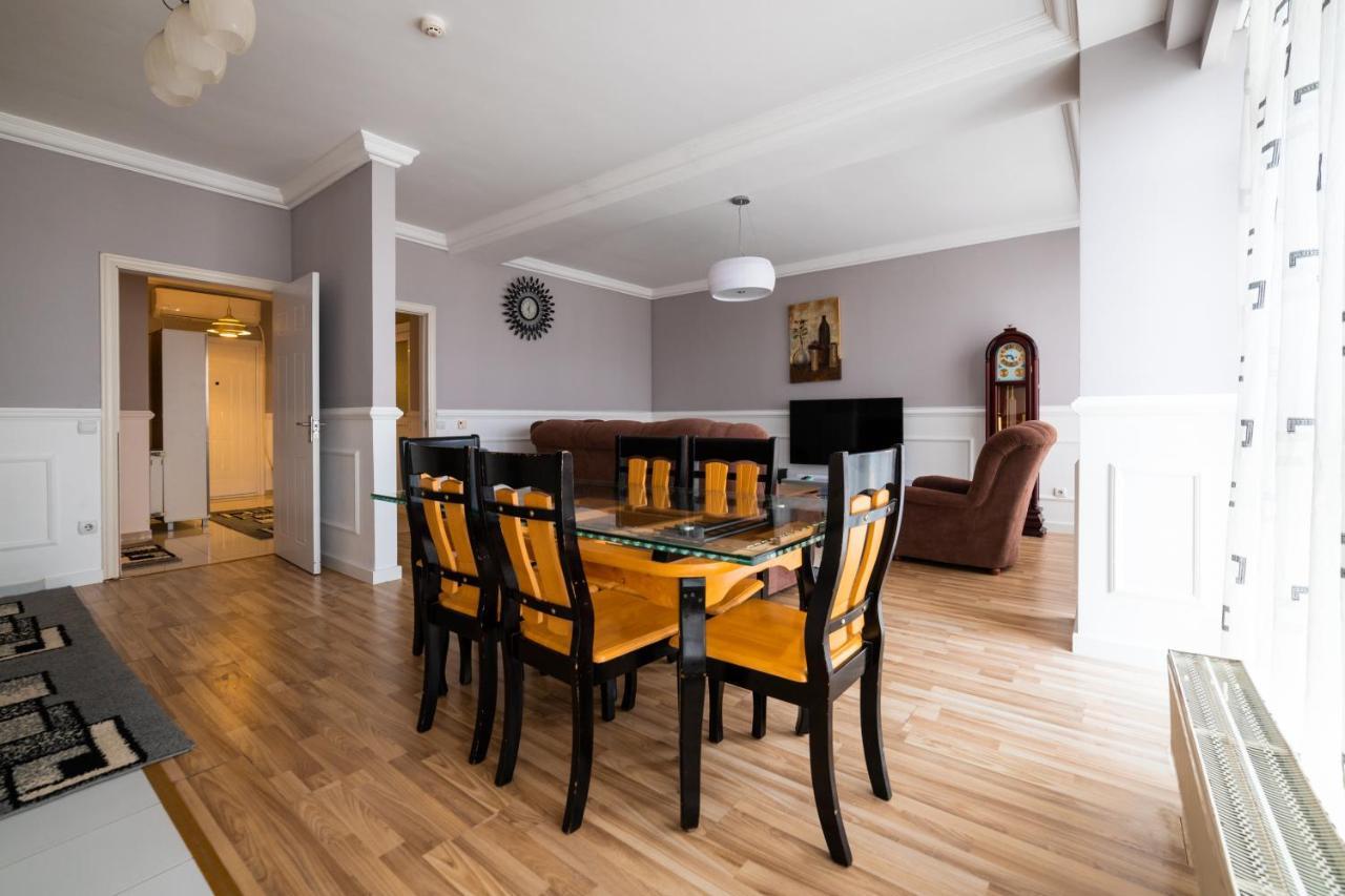 Cedartree Prishtina Apartment Prishtine Bagian luar foto