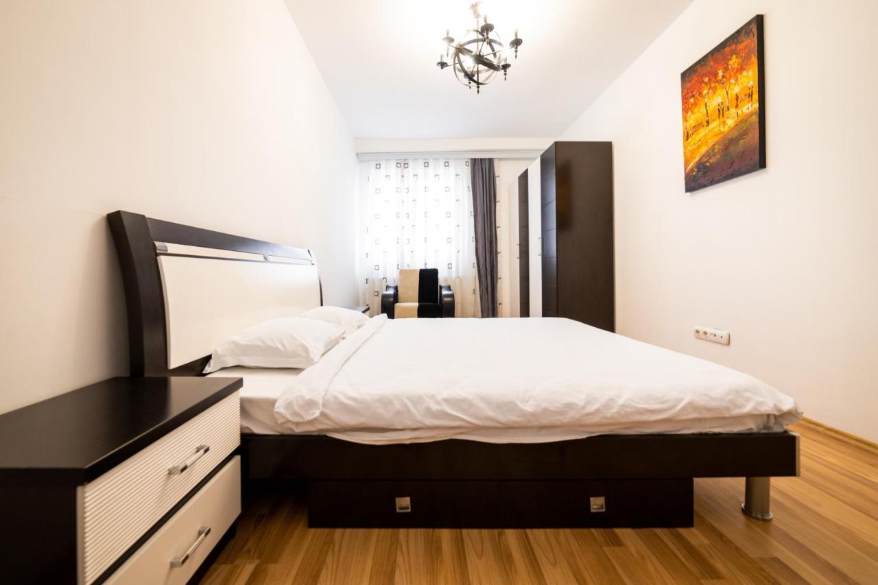 Cedartree Prishtina Apartment Prishtine Bagian luar foto