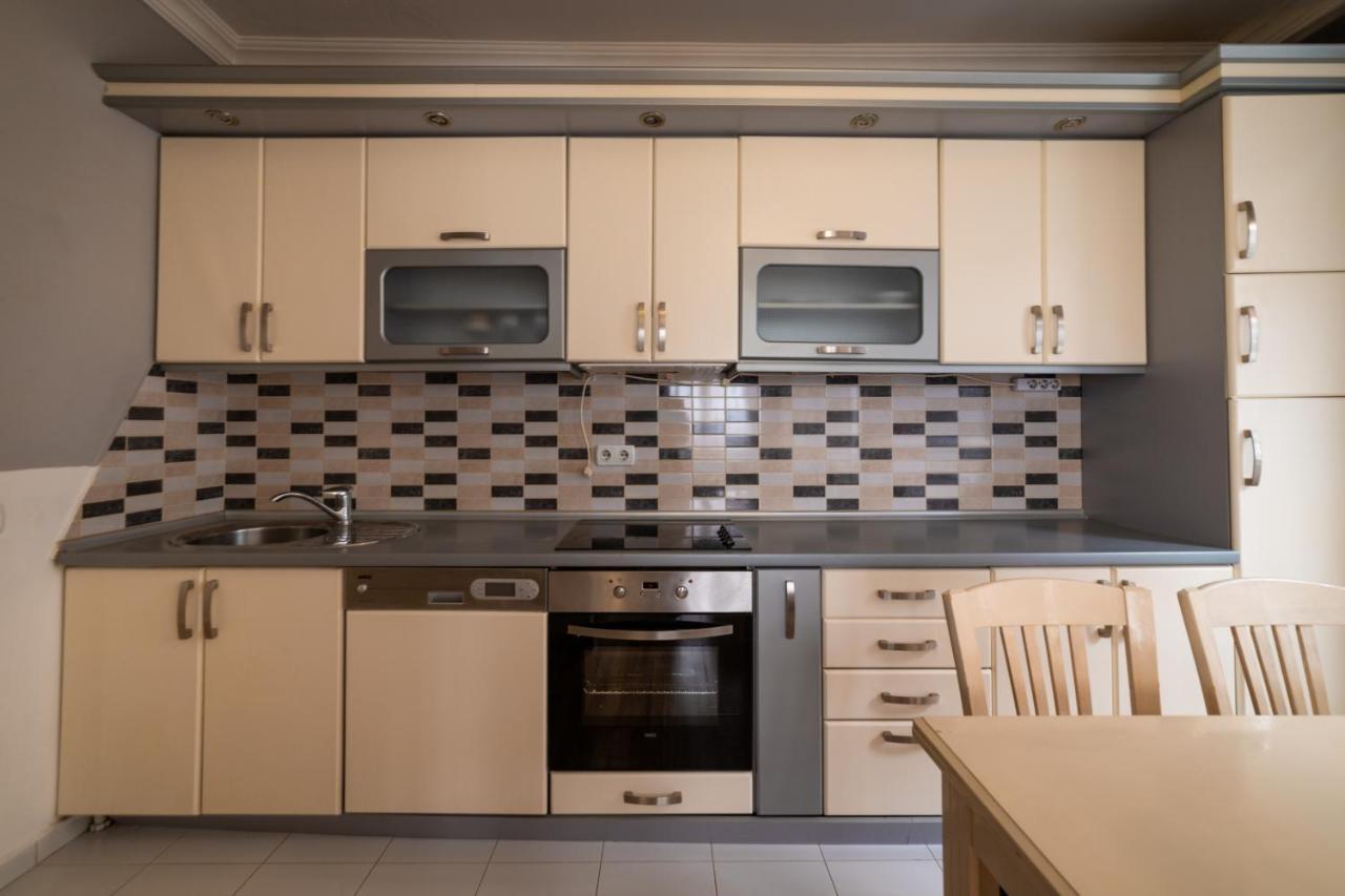 Cedartree Prishtina Apartment Prishtine Bagian luar foto