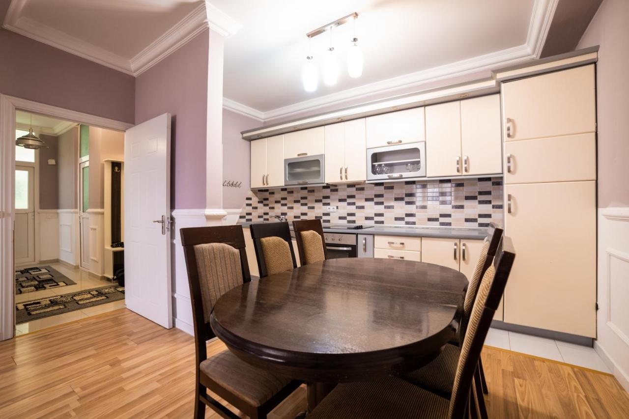Cedartree Prishtina Apartment Prishtine Bagian luar foto